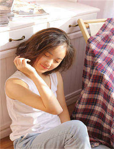 《隔着校服揉H-桃花小妹2》