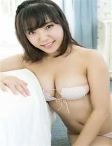 《乳罩脱了喂男人吃奶视频-七大叔》