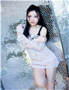 《挠痒痒美女长视频-刺客567》